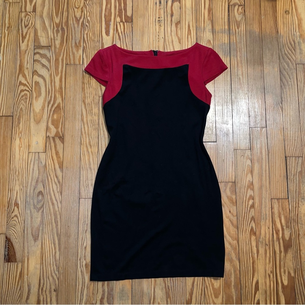 Vivienne Tam Black and Red Cap-Sleeve Sheath Dress